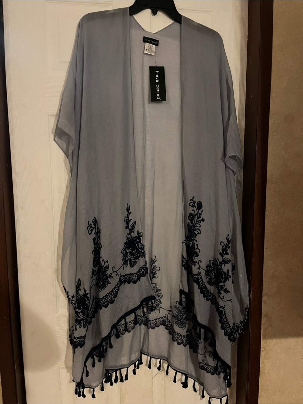 Harve Benard NWT Grey Sheer Kimono Cardigan Black Floral Lace Tassel Hem OS